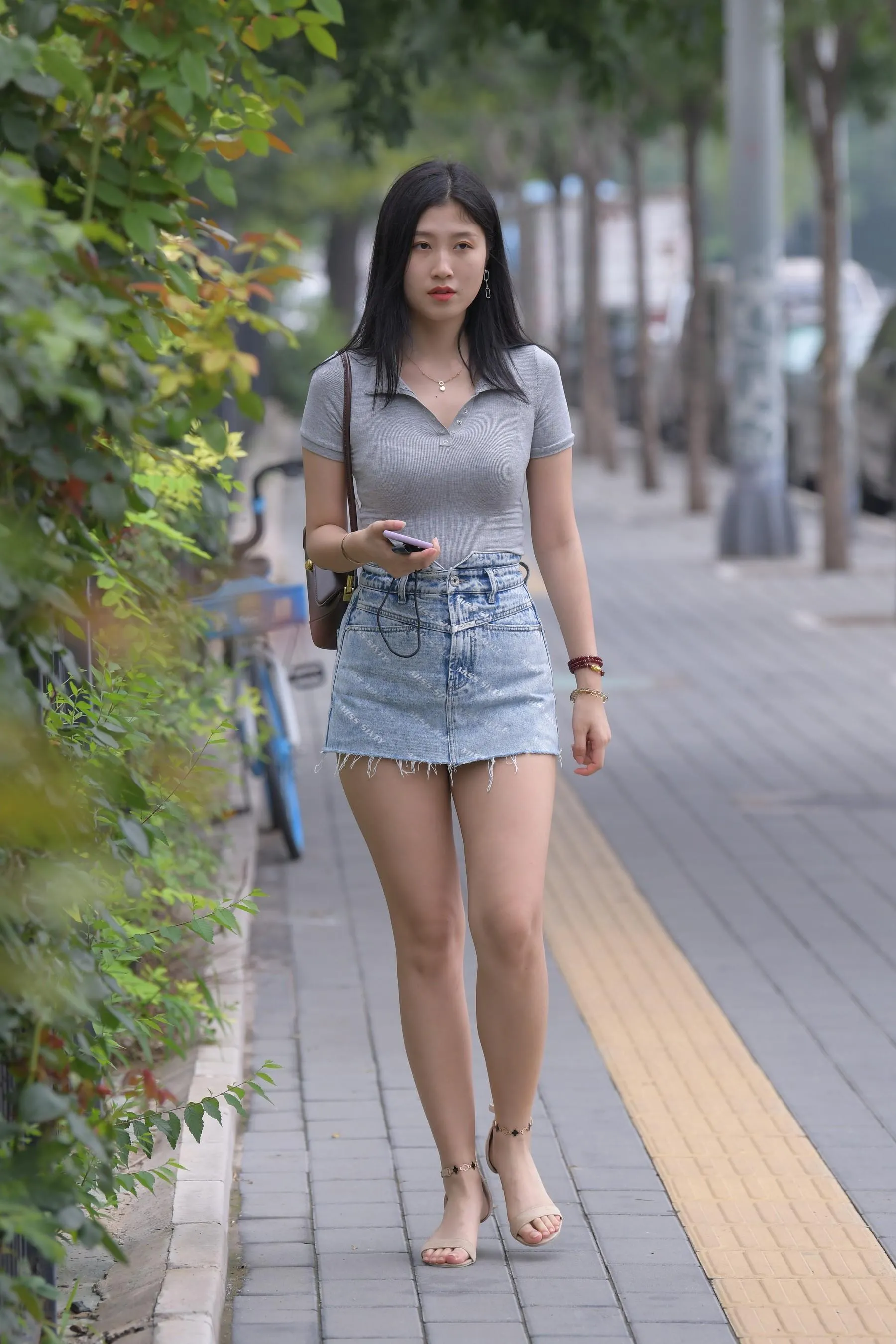 魔镜街拍 NO.169 一只麋鹿摄影-牛仔短裙美女 [235P]插图2